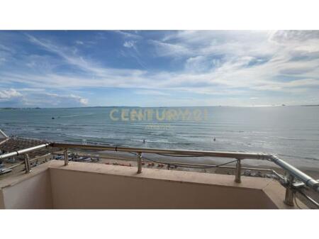 FOR RENT 2+1 APARTMENT ON THE FIRST LINE BEACH WITH SEA !