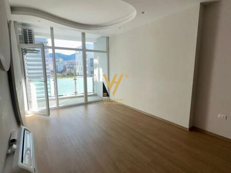 OFFICE 100 M2 FOR RENT AT KIKA 2, PARIS COMMUNE 100,000 LEKE