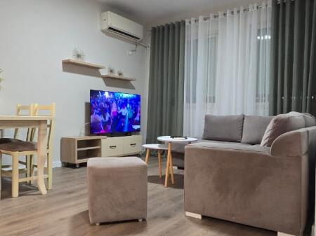 JEPET ME QIRA 1+1 KOMUNA E PARISIT 60.000 leke