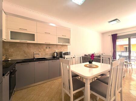 Apartament modern i madh pranë Lungomare VETËM PËR STUDENTË