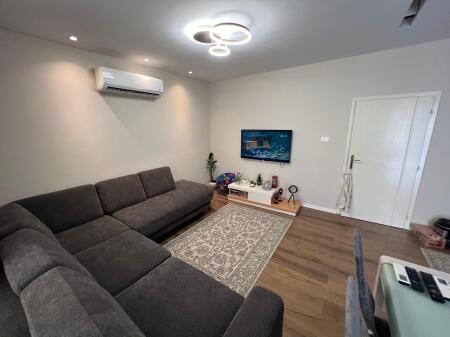 📣 SUPER RENT Apartment 2+1 With Parking 📍 Allias 🛣️ "Sul Gjashta" Street ✨   🏠 Private House 🪜 2nd Floor  🛋️ Furnished With Modern Conditions   💶 Price 500 Euro