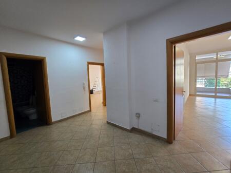 office for rent "Paris Municipality"