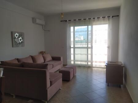 Apartament me qera 1+1 Rruga Riza Cerova
