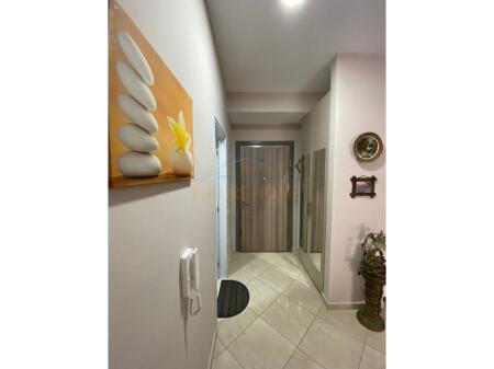 Qera, Apartament 1+1, Rruga e Kavajes, Tirane