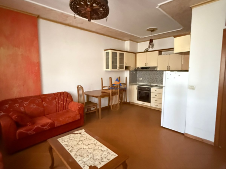 FOR SALE APARTMENT 1+1+BALCONY (WITH POSSIBILITY TO CONVERT TO 2+1) ON SHEFQET KUKA STREET, FRESK 89,000 EURO