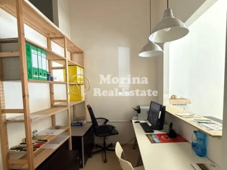 Shitje, Ambient Biznesi, ne Laprake, Cmimi 169000 Euro.