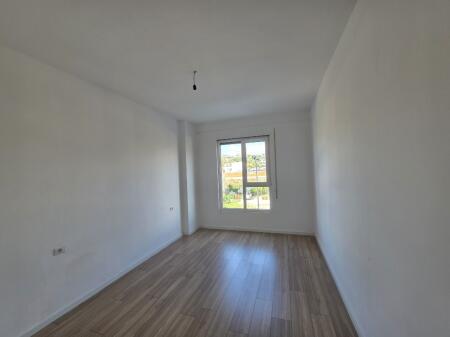 Paskuqan Jepet Apartament 2+1+2 Me Qera
