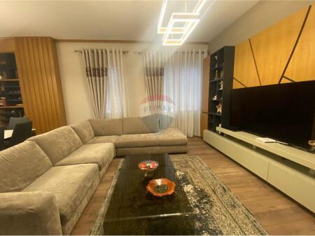Shitet apartament 2+1+2 ne Laprake. !