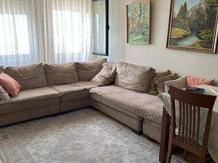 JEPET ME QIRA 2+1+1 prane RESTORANT FRESKU 40.000 LEKE