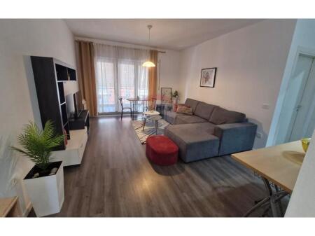 Qira - Apartament 1+1 tek Kompleksi Delijorgji
