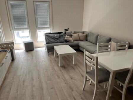 APARTAMENT ME QERA 2+1 5 MAJI 600 EURO