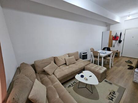 📣Shitet Apartament 2+1  📍Kompleksi Kaimi,Ali Demi •Cmimi 115.000 euro