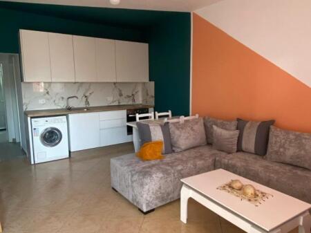 APARTAMENT 1+1. 35000 LEKE.PALLATI ME SHIGJETA