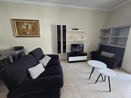 Apartament me Qira 2+1+2 te Kristal Center Komuna e Parisit