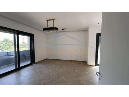 Shitet, Apartament 3+1+2 , Residenca Oasis, Tirane