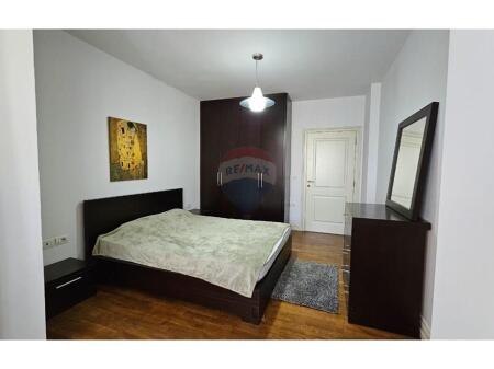 2+1 apartment for rent at Willson Square!