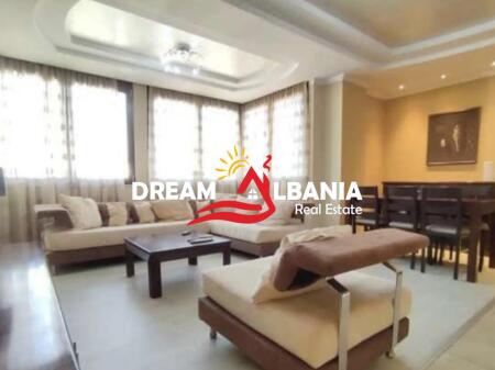 3+1 apartment for rent in the Blloku area near the Faculty of Law in Tirana (ID 4231317)