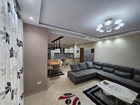 apartament 2+1 me qira tek Liqeni i Thate