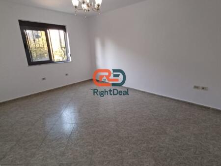 Ne Ali Dem, Shitet Apartament 1+1, Me Planimetri Te Rregullt!