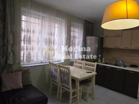 Qera Apartament 2+1, Rruga Ferit Xhajko, 500 Euro