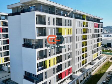 Te Univers City, Shitet Apartament 1+1, Me Planimetri Te Rregullt!!!