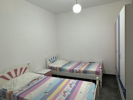 Jepet Me Qera Apartament 2+1+1 Ballkon