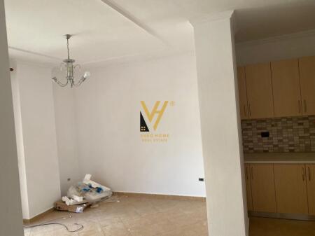 JEPET ZYRE 90 M2 ME QIRA TE PAZARI I RI 500 EURO
