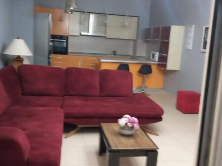 Affitto appartamento in via Siri Kodra vicino a Selvise
