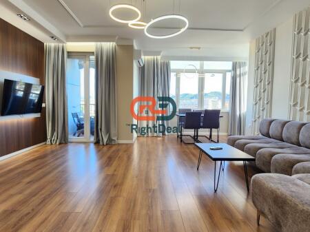 Prane Ish-Ekspozites, Shitet Super Apartament 2+1+2, Totalisht I Investuar !!