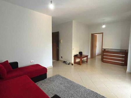 For rent 1+1 fresku 38,000 leke