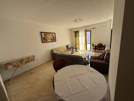 🚪Qira 2+1  📍Adresa : Nela 6, Yzberisht 💶Çmimi:450€
