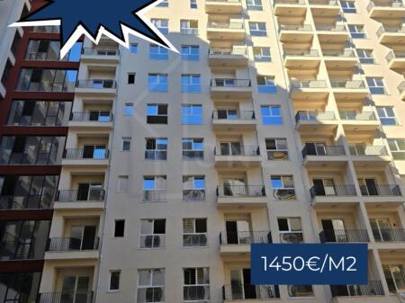 Shitet apartament 2+1 Tirane