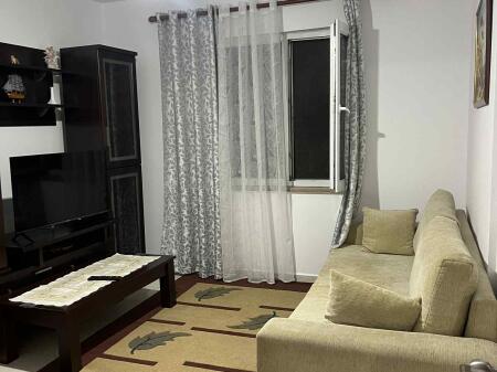 JEPET ME QIRA 2+1+2 LAPRAKE  60.000 LEKE
