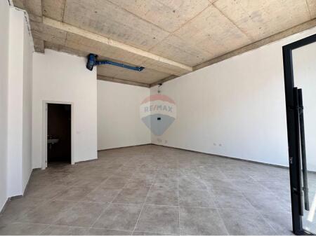 Shop for rent