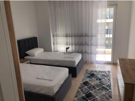 APARTAMENT ME QERA 2+1 RRUGA 5 MAJ 600 EURO