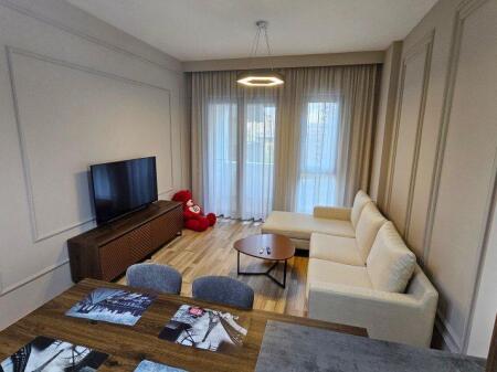 Apartment 1+1 for rent on Kavaja Street!