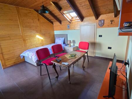 Apartament me qera 1+1 rruga Durresit