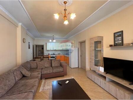 Apartament 2+1+2 Me Qira Tek Kopshti Zoologjik!
