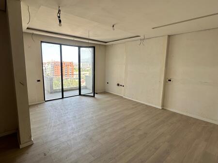 Shitet Apartament 2+1+2+2 Ballkone Kamez Rrethi Bathores