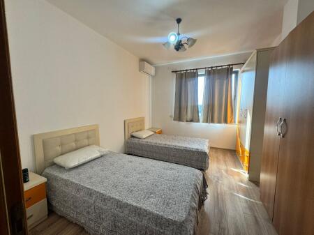 Jepet me qera apartament 2+1+2 - Ring Center