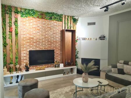 APARTAMENT 2+1+ POST PARKIMI PER QIRA PRANE KOPSHTIT BOTANIK