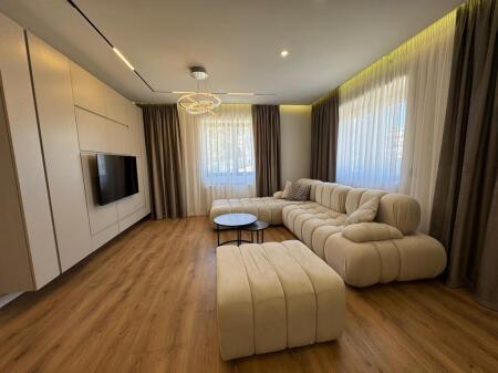 In vendita, Duplex 2+1+2, Residenza Kodra e Diellit, Tirana.