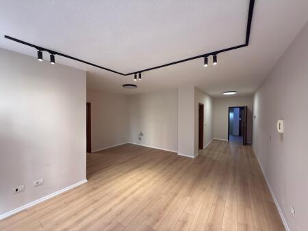 BUSINESS PREMISES FOR RENT - PARIS MUNICIPALITY