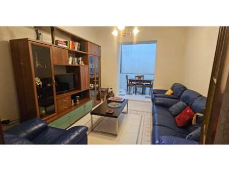 Apartament 2+1 me Qira ne Bllok
