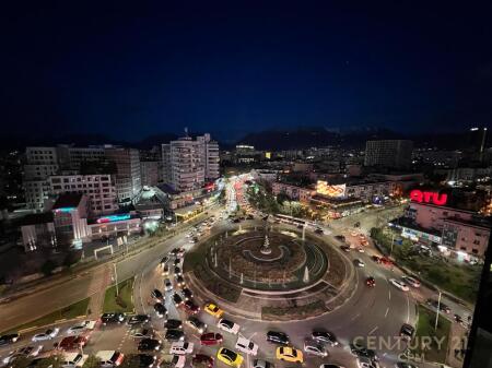 🏢 Zyrë Moderne me Qira – Tek Ring Center, Zogu i Zi!