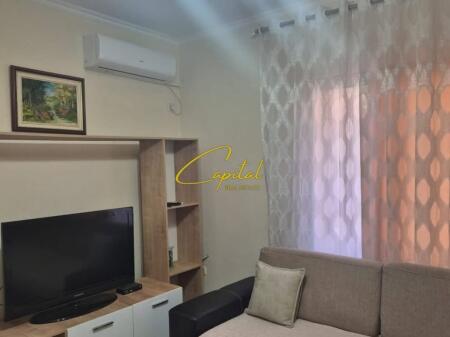 APARTAMENT ME QERA 1+1 5 MAJ 45.000 LEKE