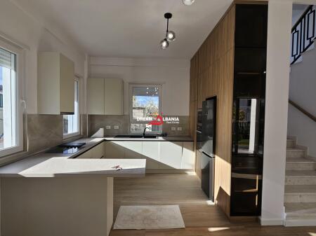 3-Storey Villa for Rent – Vilat Lule, Mjull-Bathore (ID 4251421 )