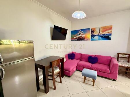 MONOLOCALE IN AFFITTO, VICINO A 21-DHJETORI, TIRANA!