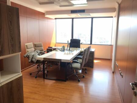 Office Space 118 m² in the Twin Towers | View of the Boulevard, 12th Floor | 2,000€/month gross