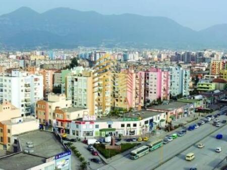 Affitto, Appartamento 2+1+blk+2+ blk, Laprake -Blocco Gintash, 600 ALL/mese
